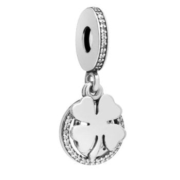 Pandora Moments 792089CZ