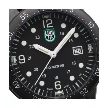 Luminox X2.2001