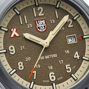 Luminox XB.3716