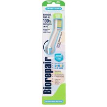 Biorepair - Antibacterial Junior Toothbrush Medium Soft - Klasický zubní kartáček - 1.0ks - Feel You