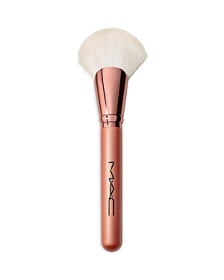 MAC, Bronze Fan Brush 143S, Bronzer Brush, 143S - Feel You