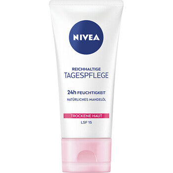 Nivea - Essential Nourishing Day Cream SPF 15 - 50ml - Feel You