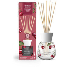 Yankee Candle - Signature Black Cherry Reed Diffuser (ripe cherry) - 100ml - Feel You